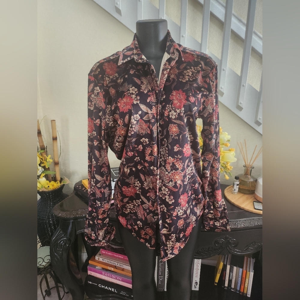 Zara velvet shirt size S